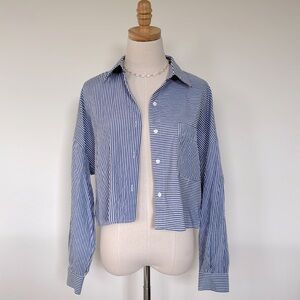 ABERCROMBIE & FITCH | Oversized Cropped Poplin Shirt | Size: Medium